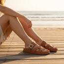 Sandálias femininas modernas e leves para praia, caminhada, trabalho e uso diário.